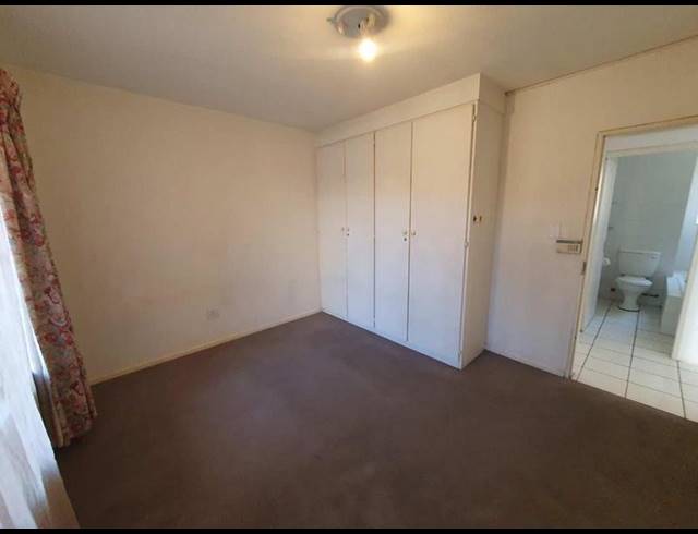 2 BEDROOM TOWNHOUSE FOR SALE IN MULBARTON